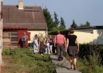Begehung der Jury für den den Landeswettbewerb „Ländliches Bauen“ (August 2013) | Foto: Heike Sichting
