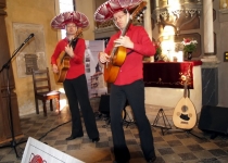 Die Guitarreros: Torsten und Volker Schubert im Oktober 2014| Foto: Siegfried Adaschkiewitz